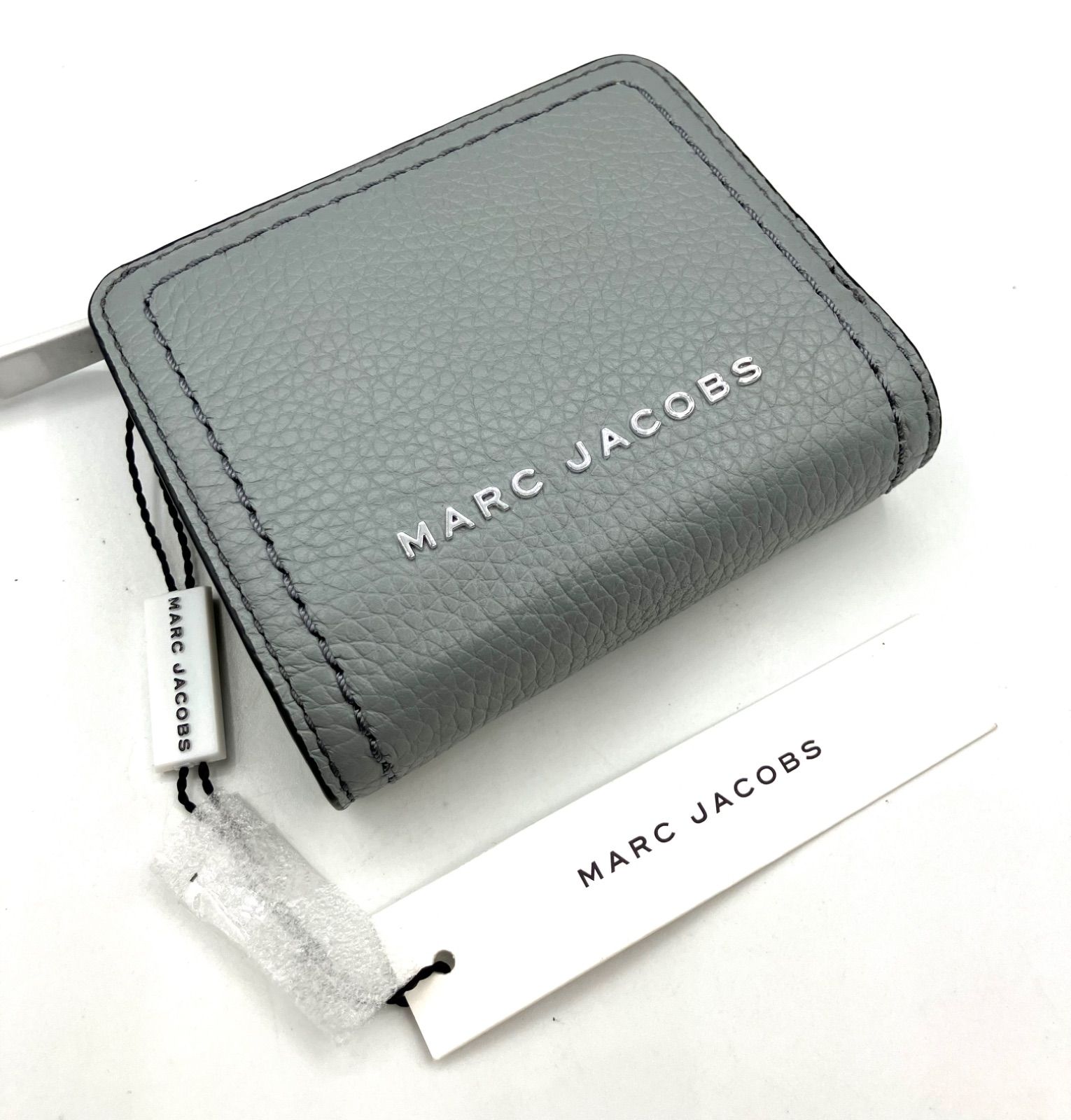 Marc Jacobs ミニコンパクト財布 グレー 新品 Marc Jacobs ミニコンパクト財布 グレー 新品