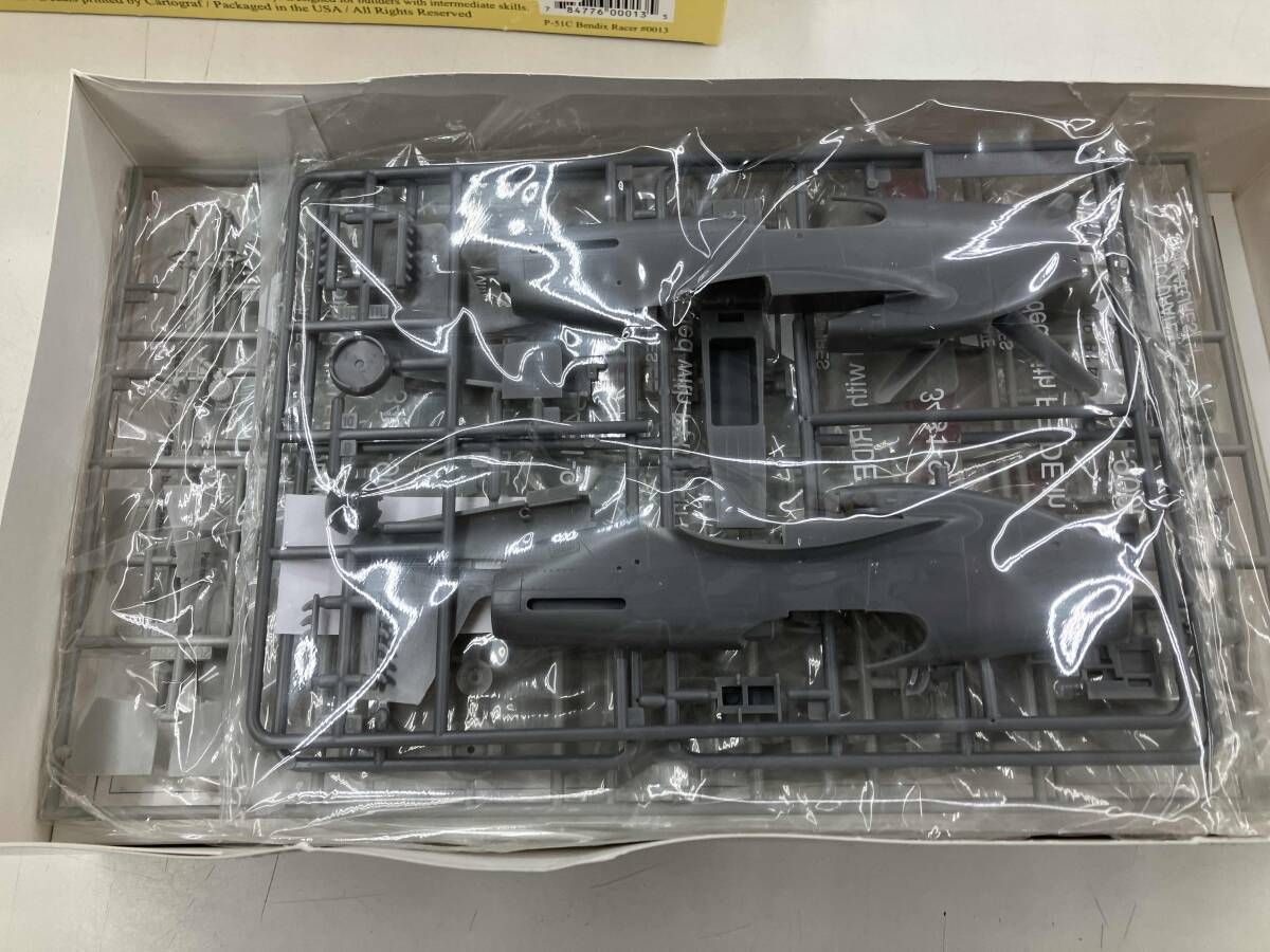 箱キズ プラモデル アキュレイトミニチュア 1/48 P-51C