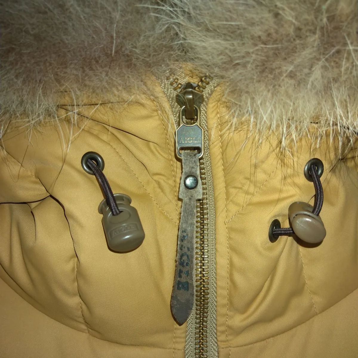 エーグル 美品 AIGLE ダウンジャケット フード付き フード部分ファー 
