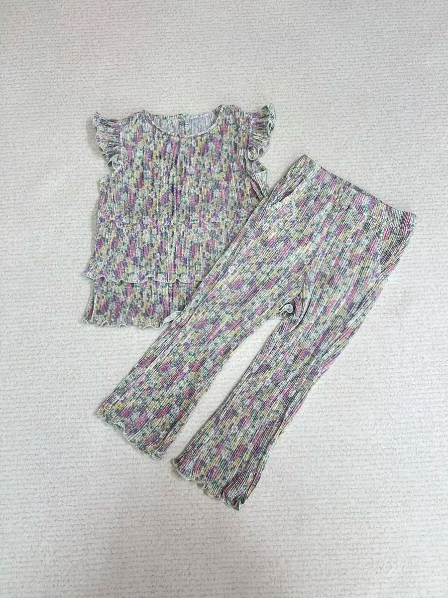 リトルグラウンド 25SS