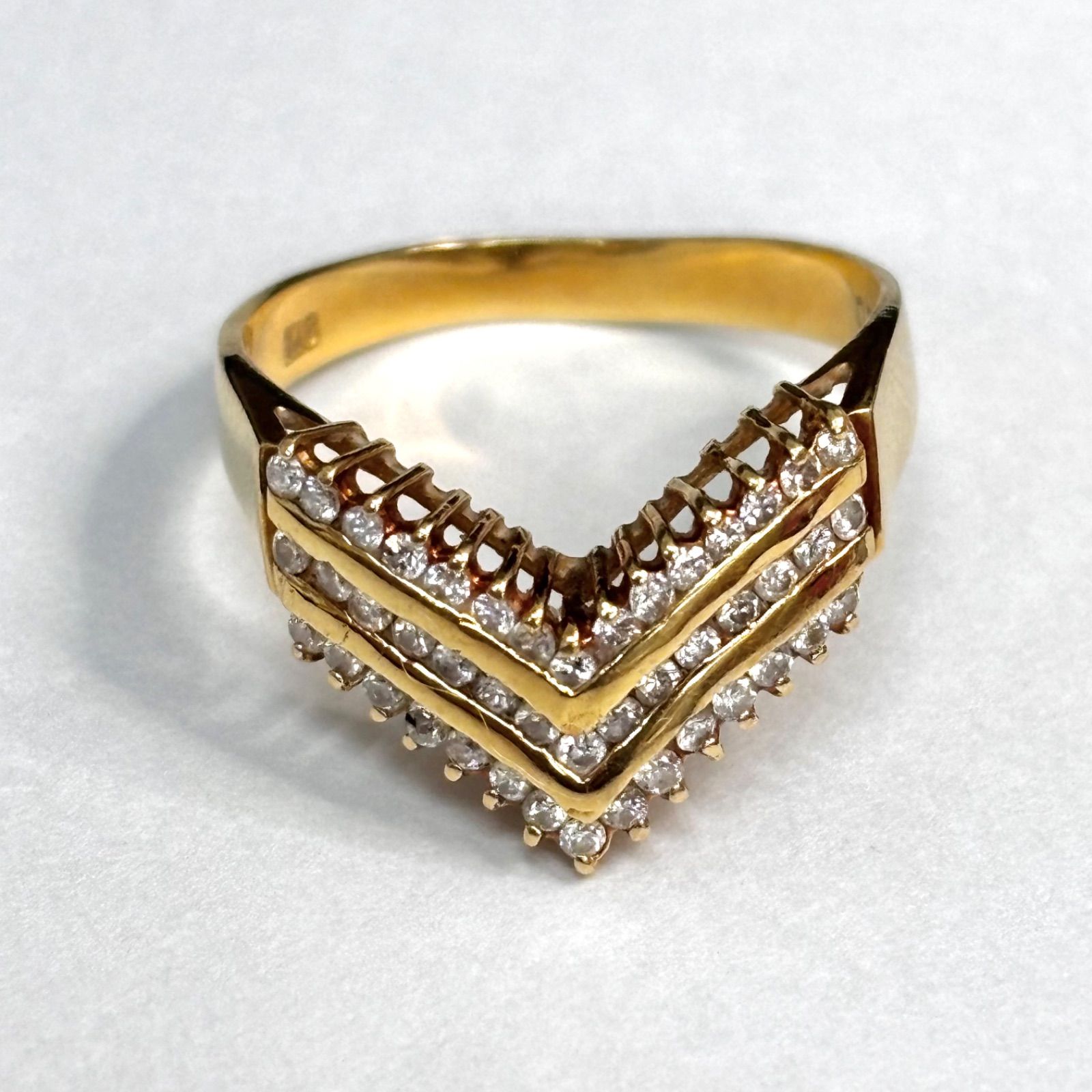 18金×ダイヤのデザインリング 美品