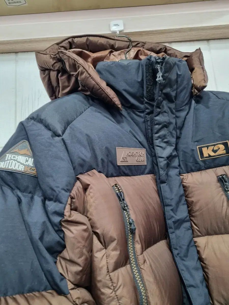 本日最終値下げ早い者勝ち　monclerキッズダウンジャケットk2 TG2A 大人もOKElizaveta ダウンジャケット 12A⁄14A (MONCLER⁄キッズ