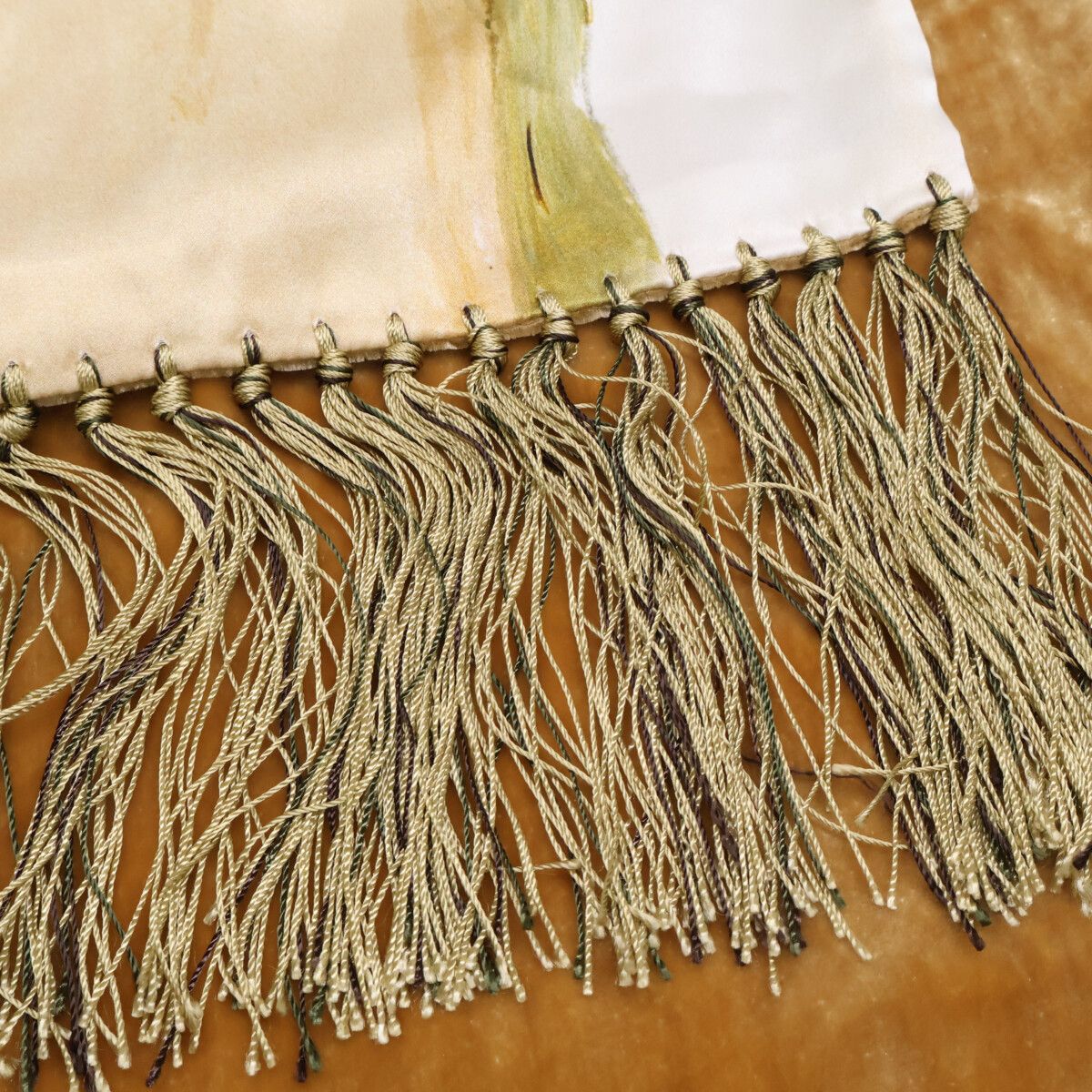 幻の黄金都市 シルク|ベルベット