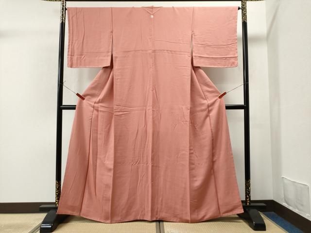 平和屋着物■上質な色無地　珊瑚色　正絹　逸品　未使用　CAAR2009yc 平和屋着物□上質な色無地 珊瑚色 正絹 逸品 未使用 CAAR2009yc - メルカリ