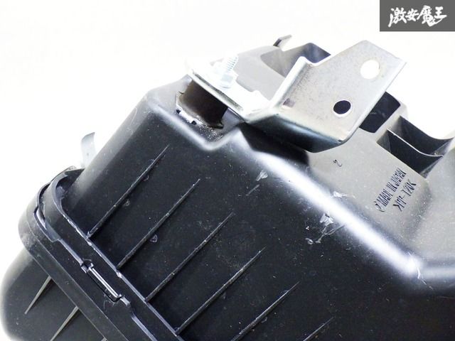 北米スバル純正　WRX STI VAF エアクリーナ一BOX 一式　VAB流用 北米スバル純正 WRX STI VAF エアクリーナ一BOX 一式 VAB流用
