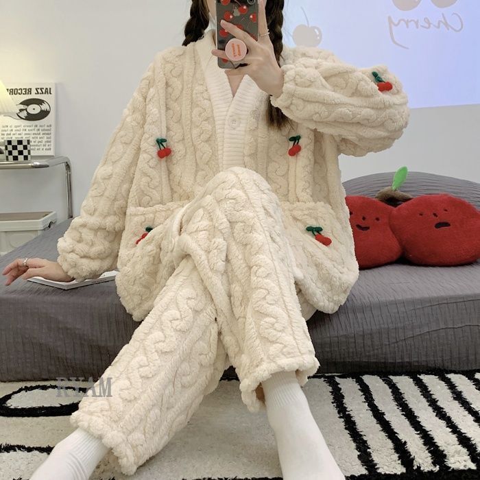 レディース ルームウェア 上下セット パジャマ 女性用 セットアップ もこもこ あったか ホームウエア 部屋着 室内着 長袖パジャマ 大人 防寒 保温 秋 冬 軽量