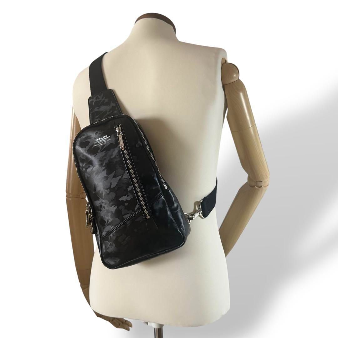 【中古美品】SAMANTHA KINGZ サマンサキングズ ボディバッグ ブラック 迷彩 KINGZ サマンサキングズ ボディバッグ（キャメル） -Samantha Global