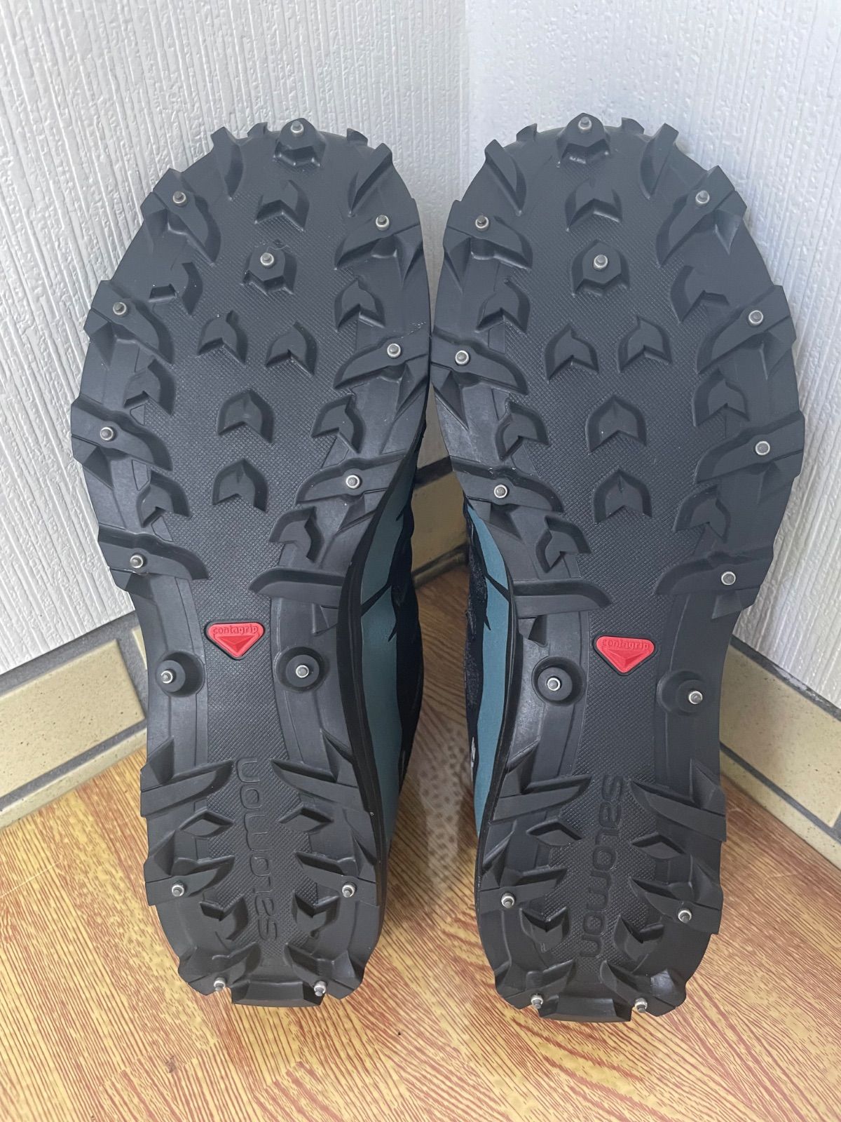 SALOMON サロモン