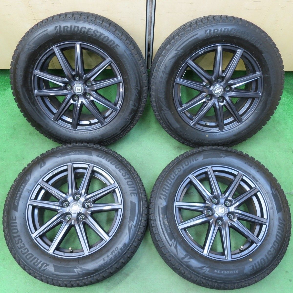バリ溝！21年！キレイ！9分☆スタッドレス 225/65R17