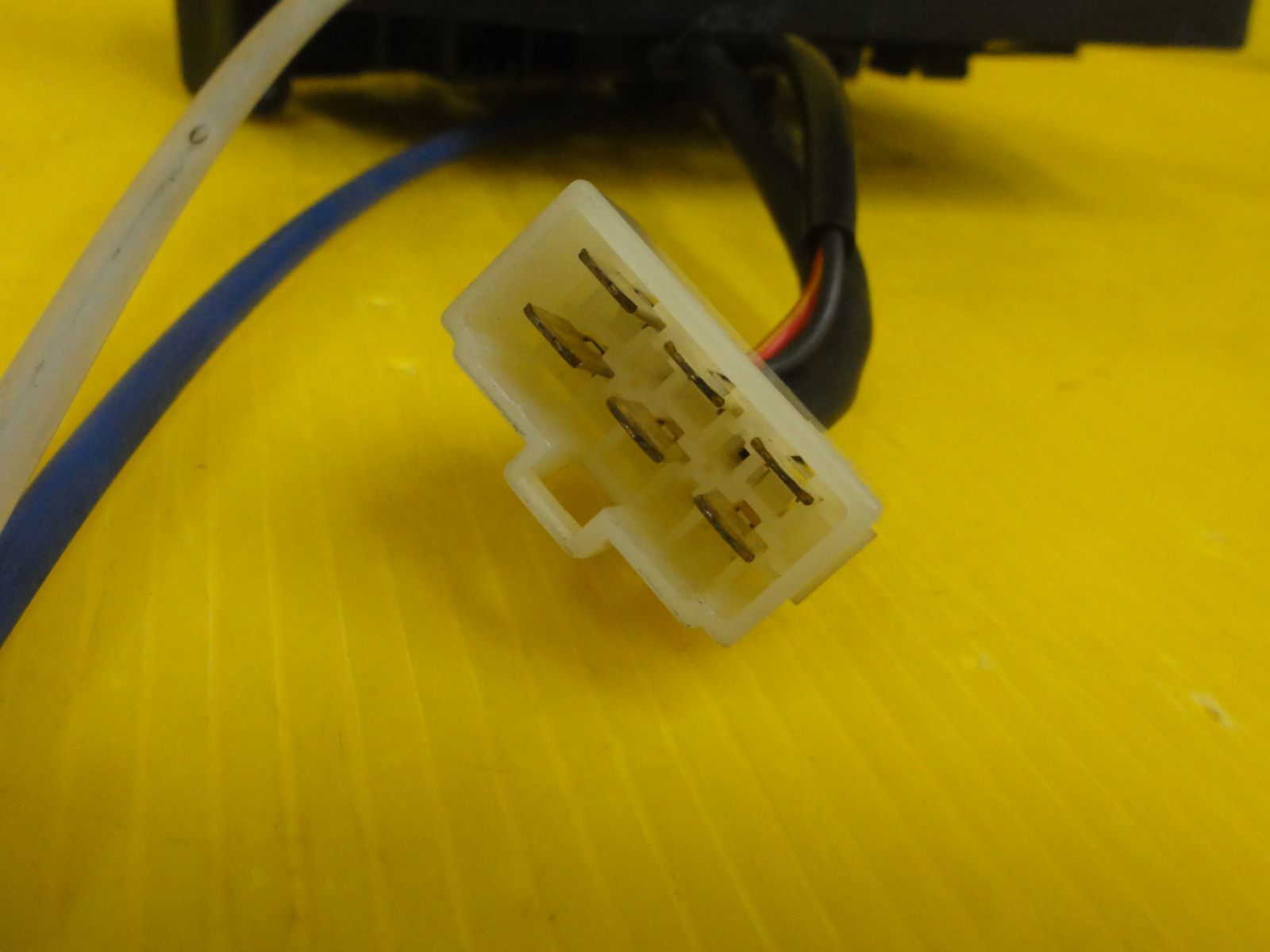 エアコンスイッチ