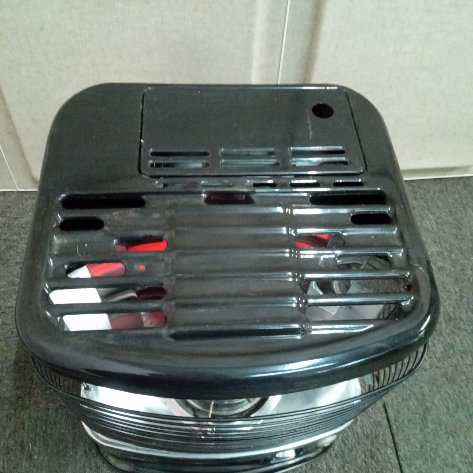 ◯ アラジン 石油ストーブ AKP-S248 黒 ストーブ ブラック 動作確認済み