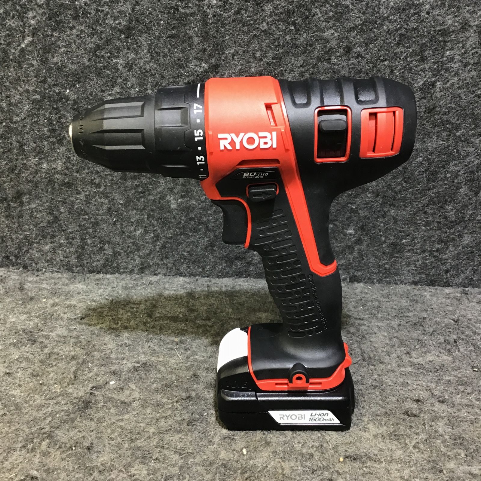 RYOBI 充電式 ドライバドリルセット ② リョービ❤インパクト RYOBI 充電式 ドライバドリルセット ② リョービ❤インパクト
