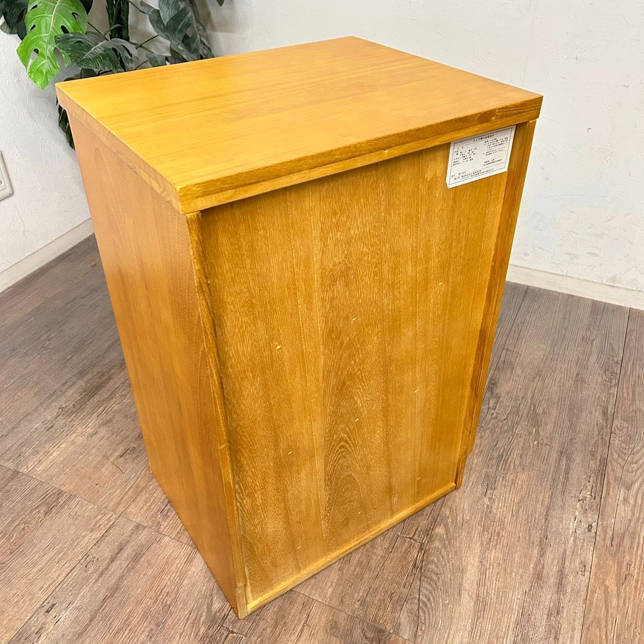 レール小物置き タンス