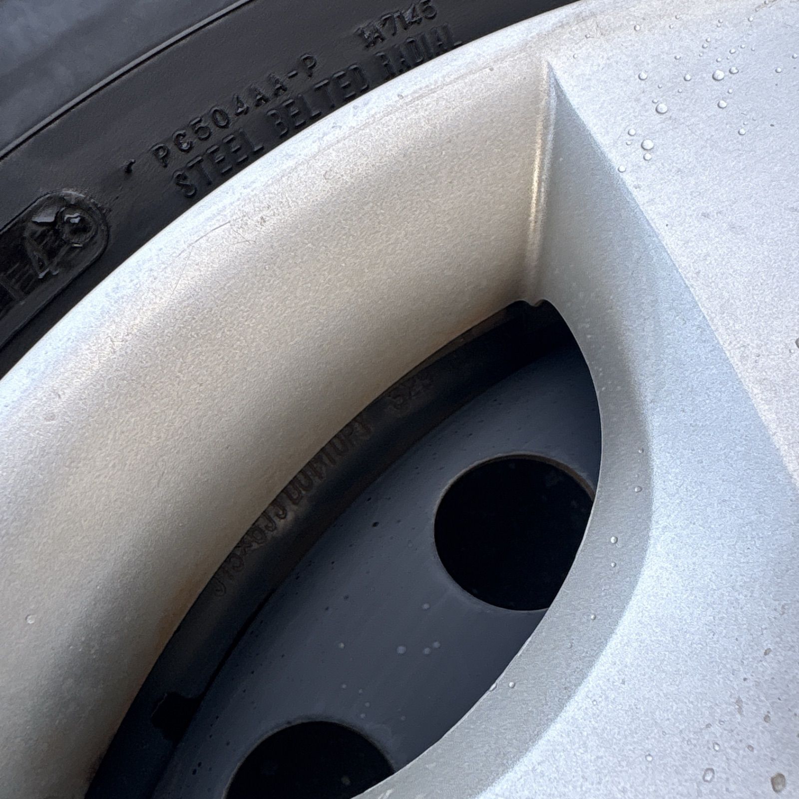 ホイールキャップ付き