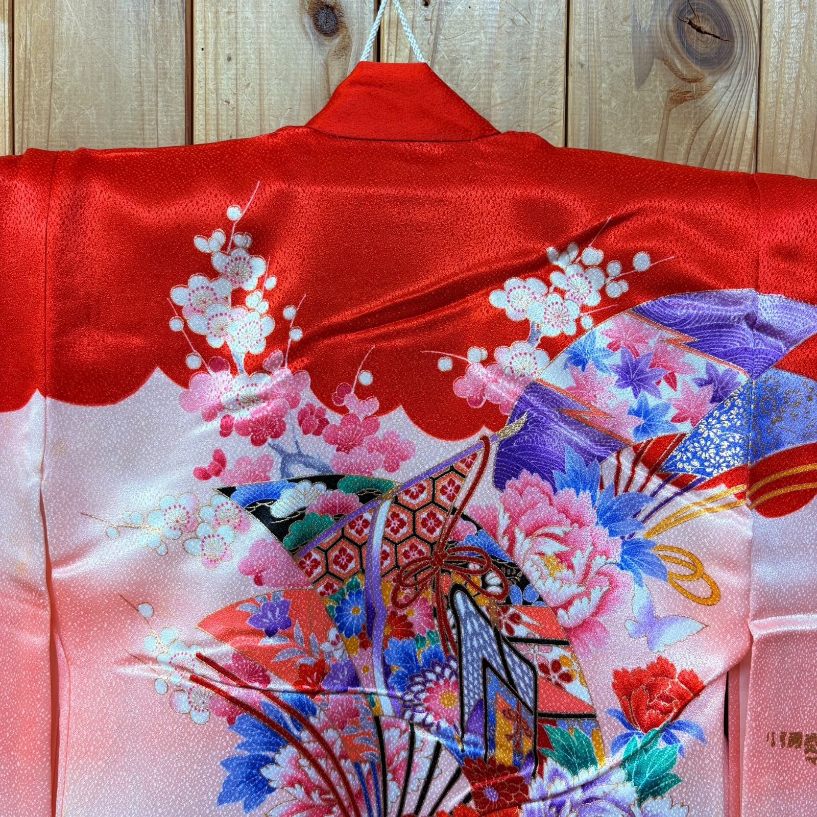 女の子 正絹　着物 七五三 七草 晴れ着 総柄 和柄 振袖　古典柄　桜　牡丹　蝶 七五三着物～古典柄は7歳に | 着物レンタル専門店Lemon