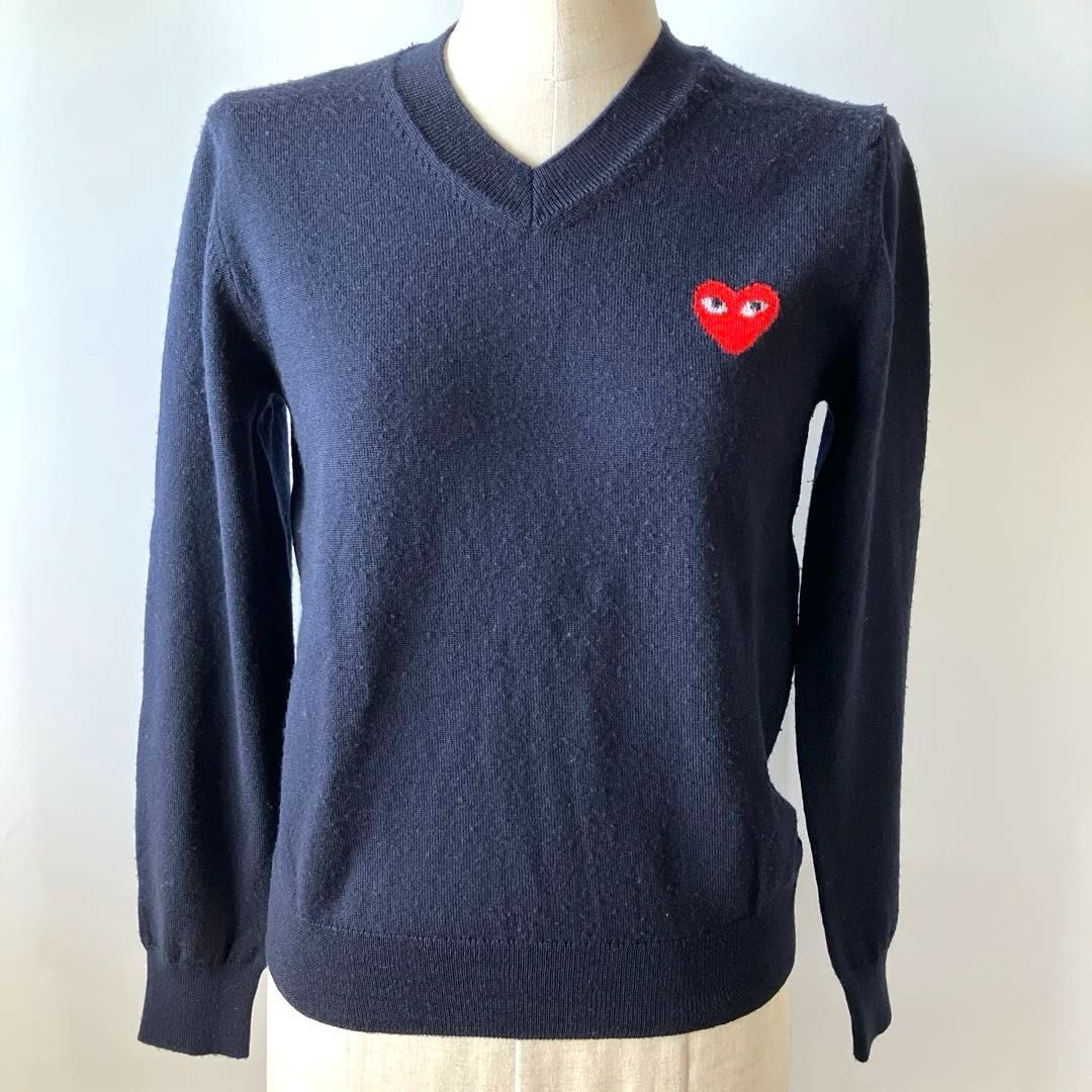 プレイ コムデギャルソン PLAY COMME des GARCONS Vネック