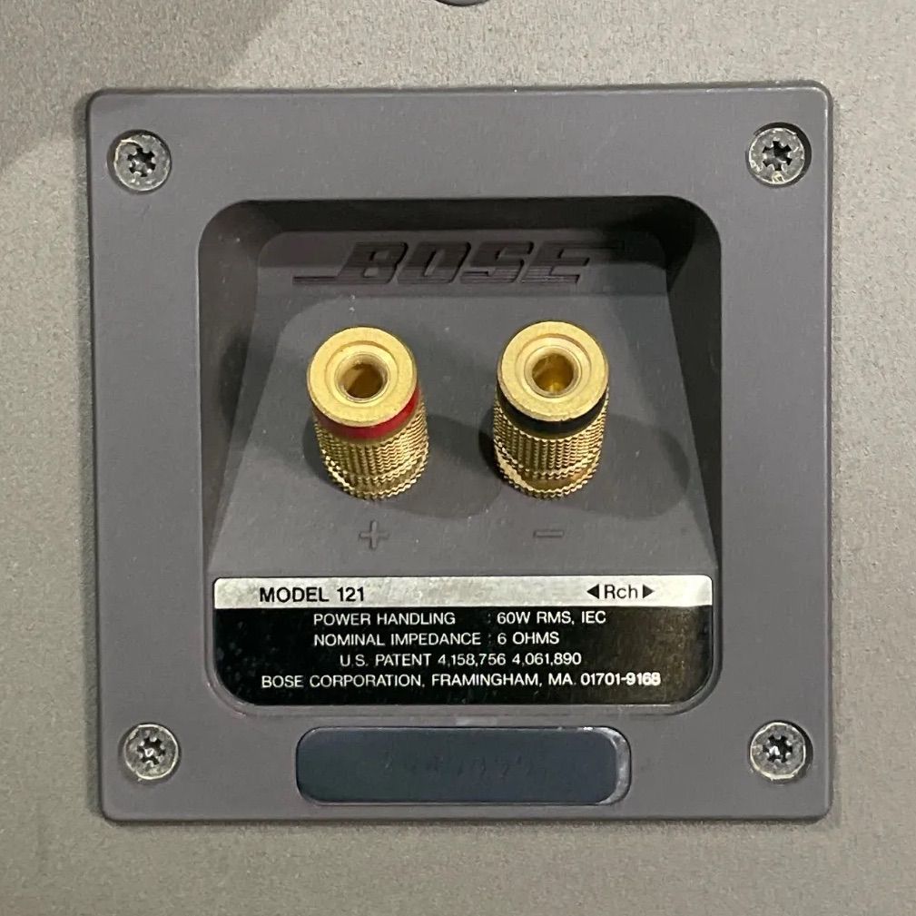 BOSE スピーカー MODEL121 ペアスピーカー♪ - メルカリ