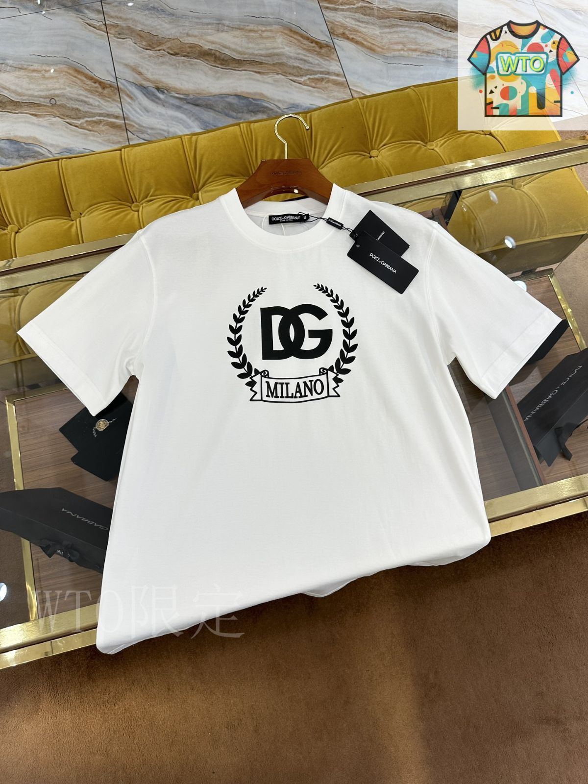 DOLCE & GABBANA リッププリント Tシャツ フリル レース ロゴ DOLCE & GABBANA Top Black Logo Stripe Lace Sleeveless Tank