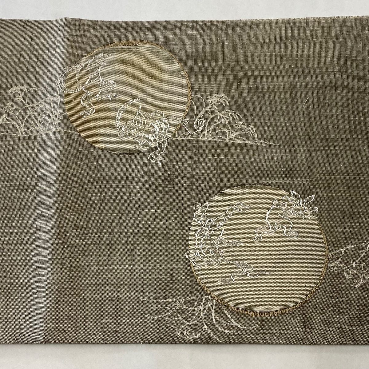 袋帯 美品 逸品 洛陽織物 落款 紬地 鳥獣戯画 銀糸 灰茶 お太鼓
