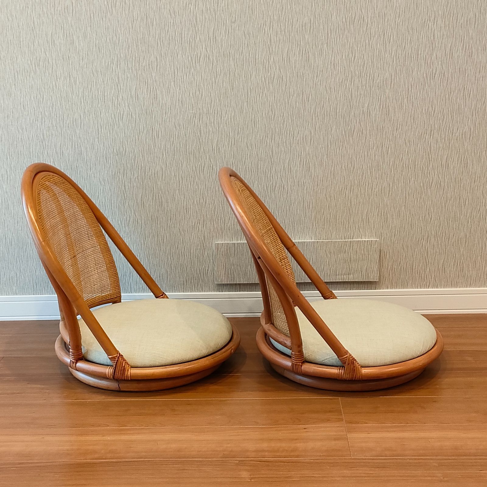 クッション付き