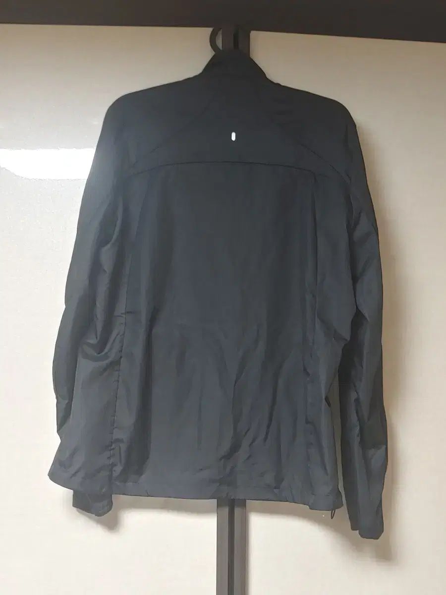 トライサンフロントガラス