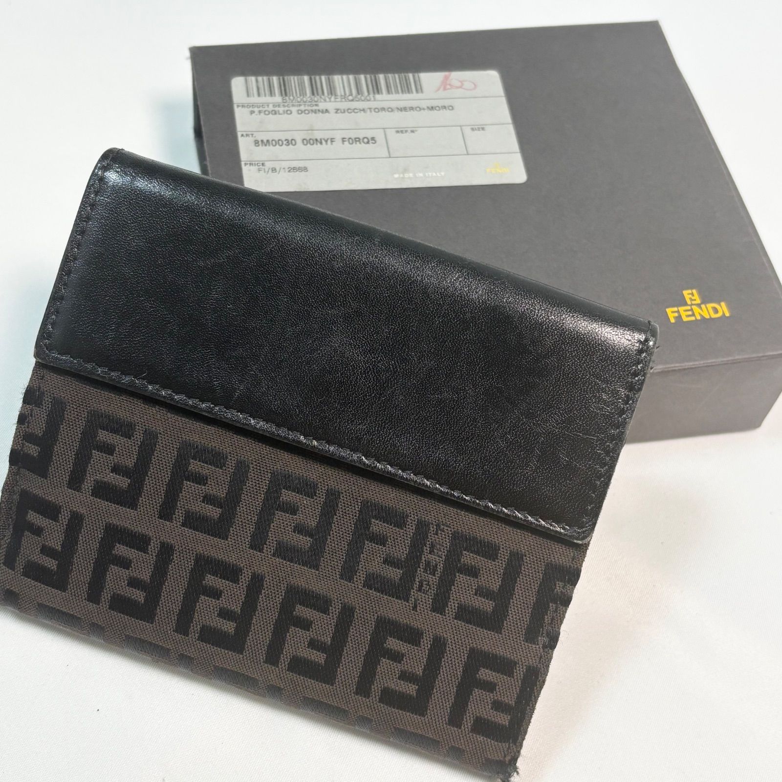 送料無料】FENDI/フェンディ/二つ折り財布/ウォレット/サイフ