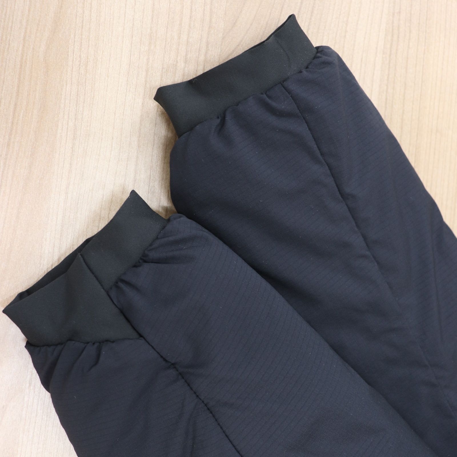 IT2FIFJOB19S 未使用品 ARC'TERYX アークテリクス アトム