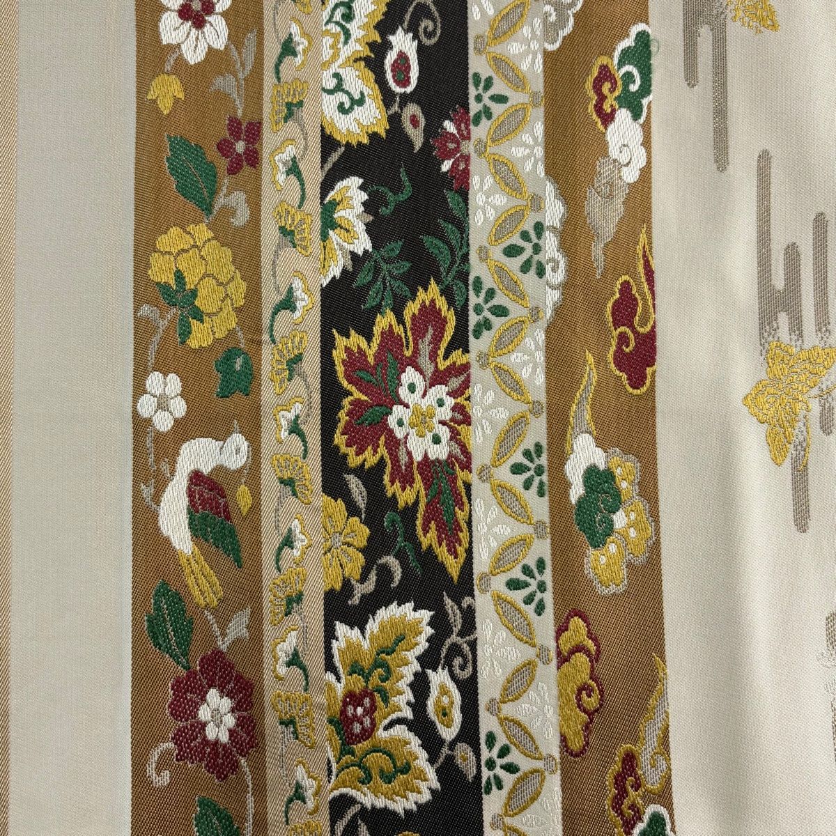 開き名古屋帯 優品 鳥 草花 箔 ベージュ 正絹 【中古】 - メルカリ