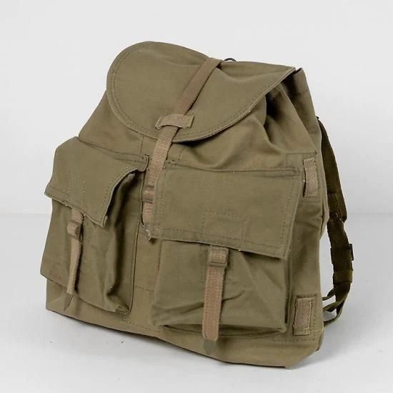 チェコ軍　バックパック リュック　実物 実物 USED チェコ軍 M60 ヴィンテージ バックパック ミリタリー