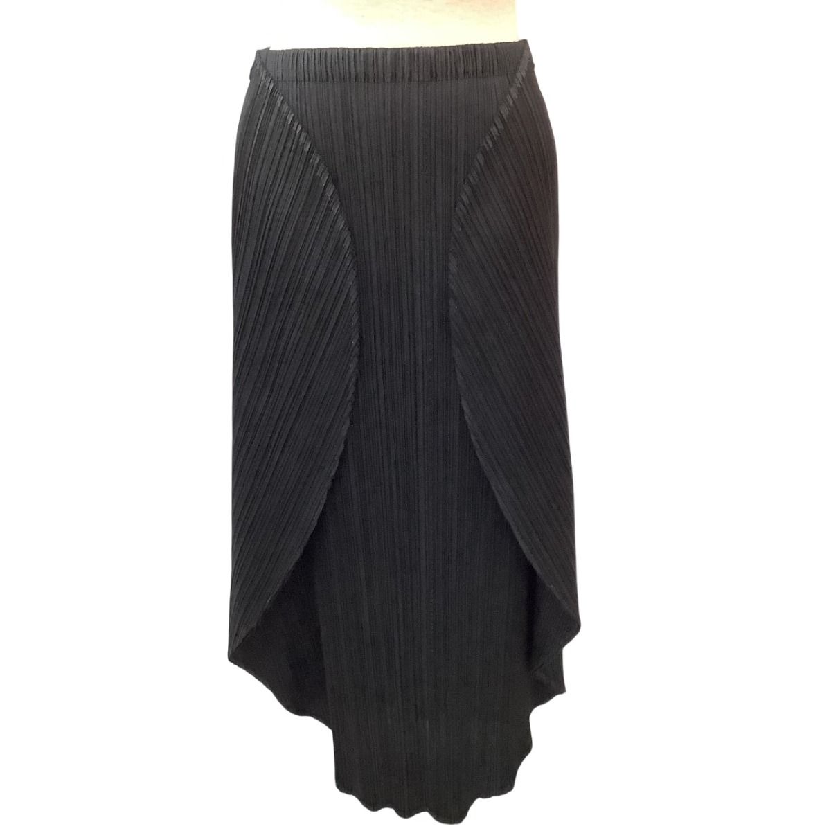 ♪♪ISSEY MIYAKE イッセイミヤケ PLEATS PLEASE 変形 スカート ♪♪ISSEY MIYAKE イッセイミヤケ PLEATS PLEASE 変形 スカート