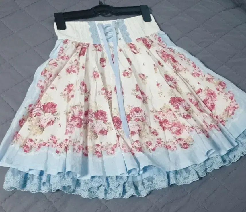 Y5541☆美品☆M☆黒 ベロア 花柄 刺繍 スタンダードドレス☆社交ダンス