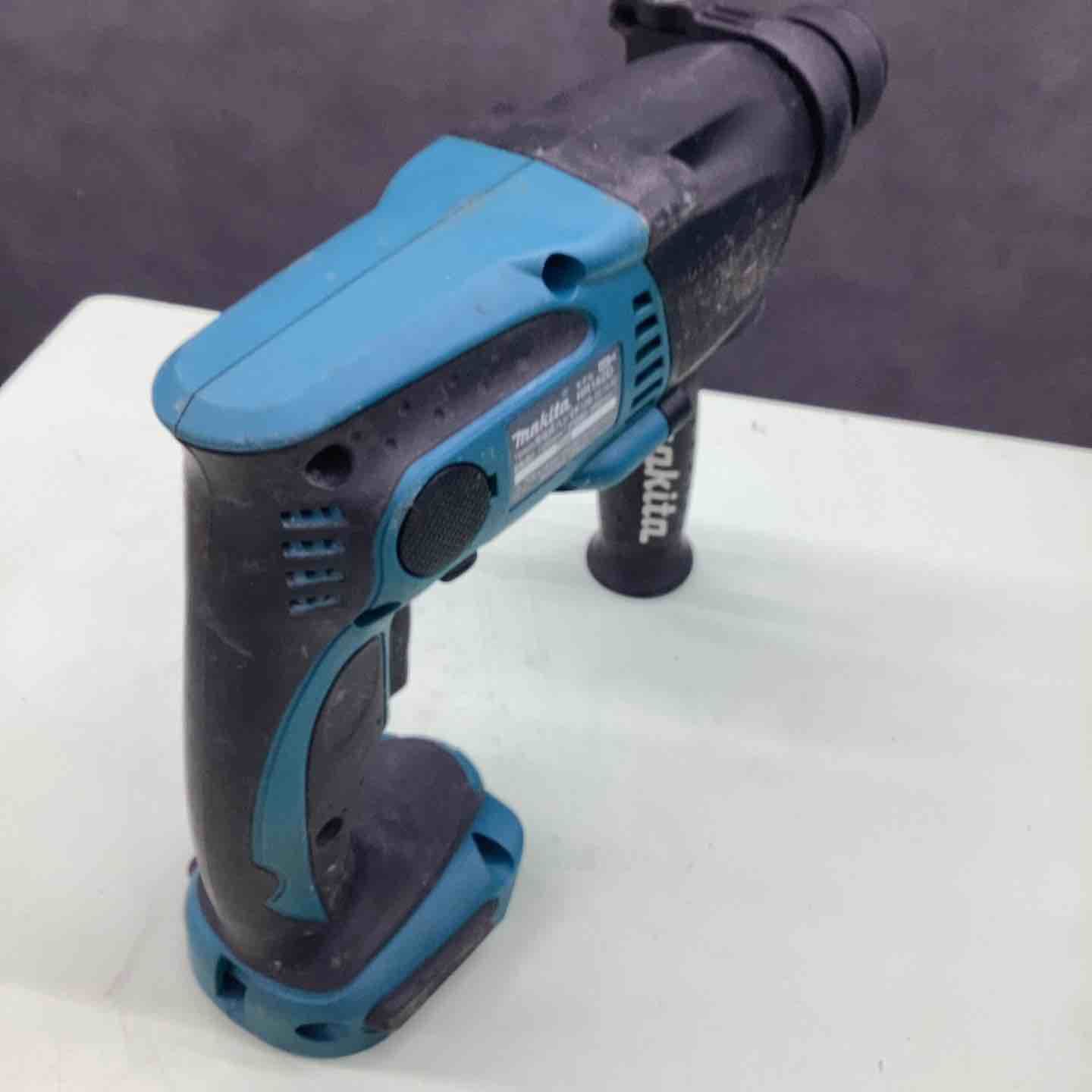 中古品】【0921】☆makita(マキタ) 26㎜ハンマドリル (LEDライト 中古品】【0921】☆makita(マキタ) 26㎜ハンマドリル (LEDライト