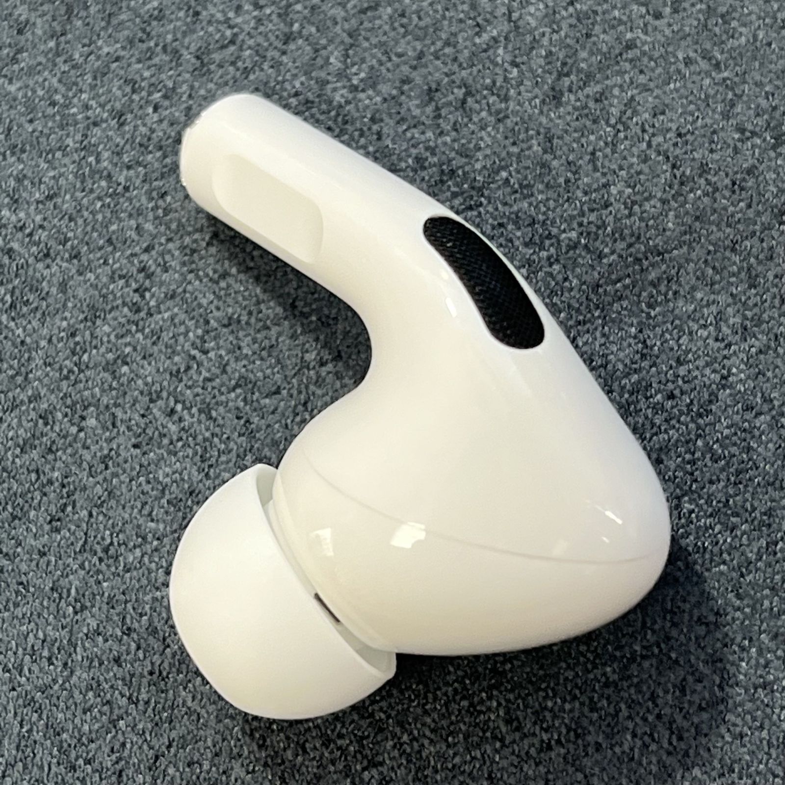 AirPods Pro (第1世代) 右耳（R片耳）のみ 新品 Apple - メルカリ