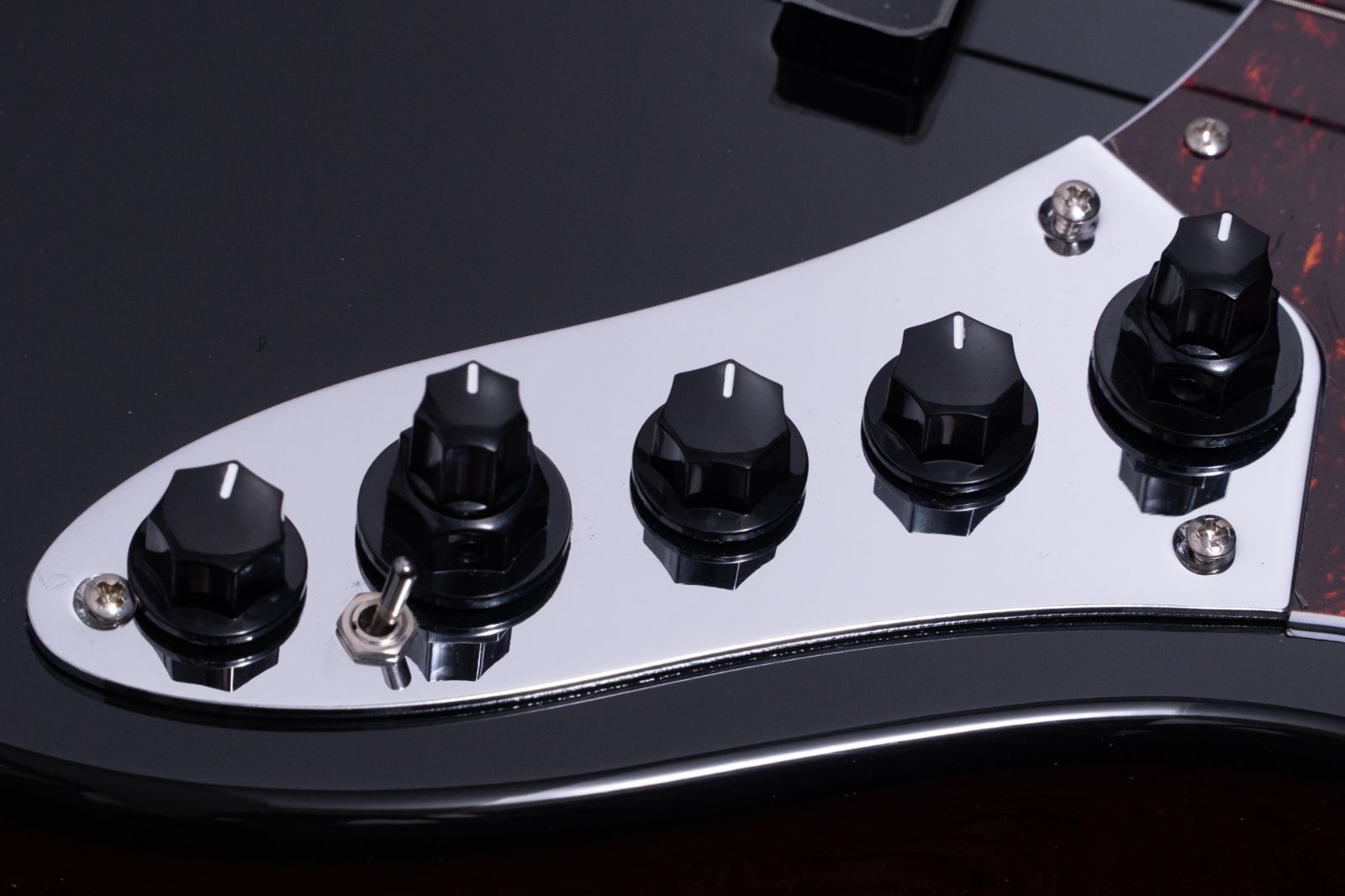 V7 Alder-4