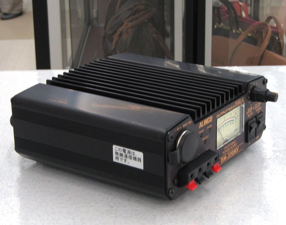 ALINCO アルインコ DM-33OMV 直流安定化電源 AC-DCコンバーター