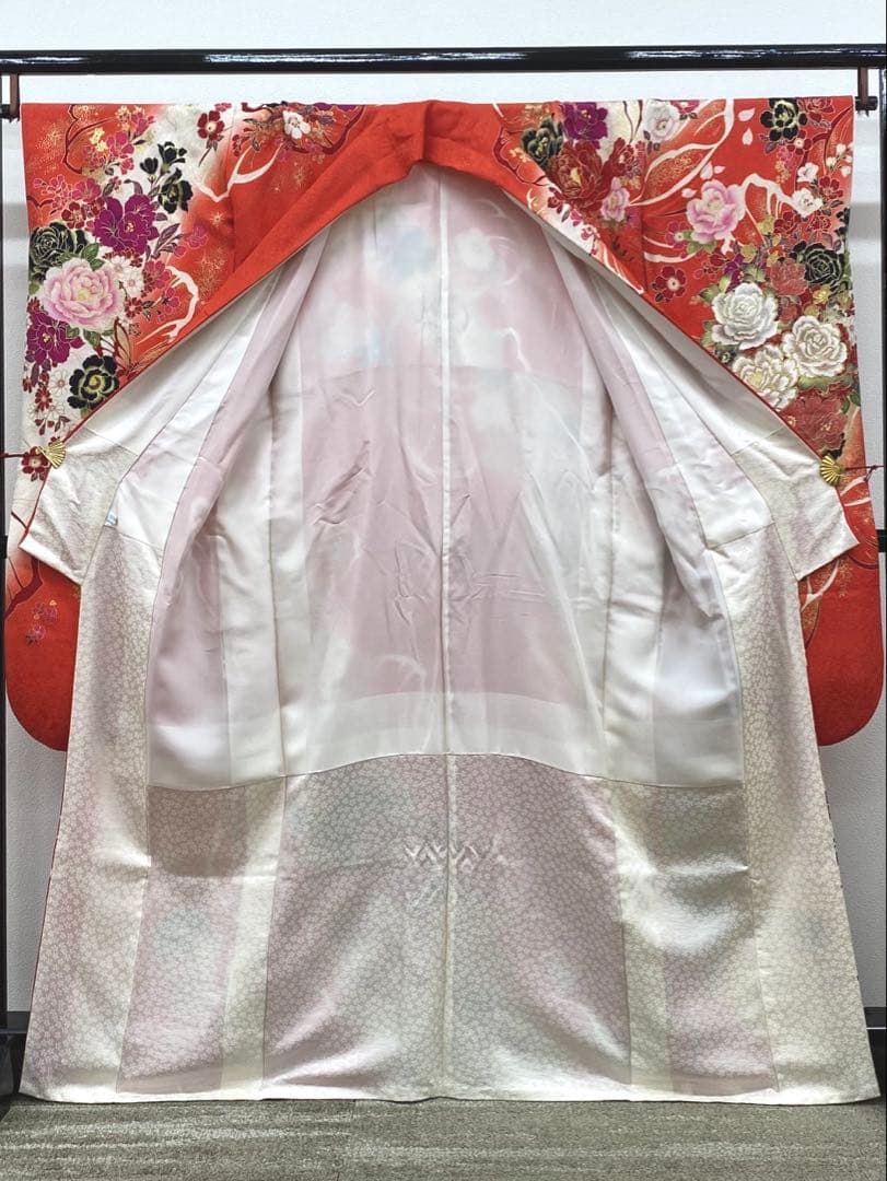 振袖 銀通し 金彩 グリッター箔 紋意匠 身丈162cm パールトーン加工済 