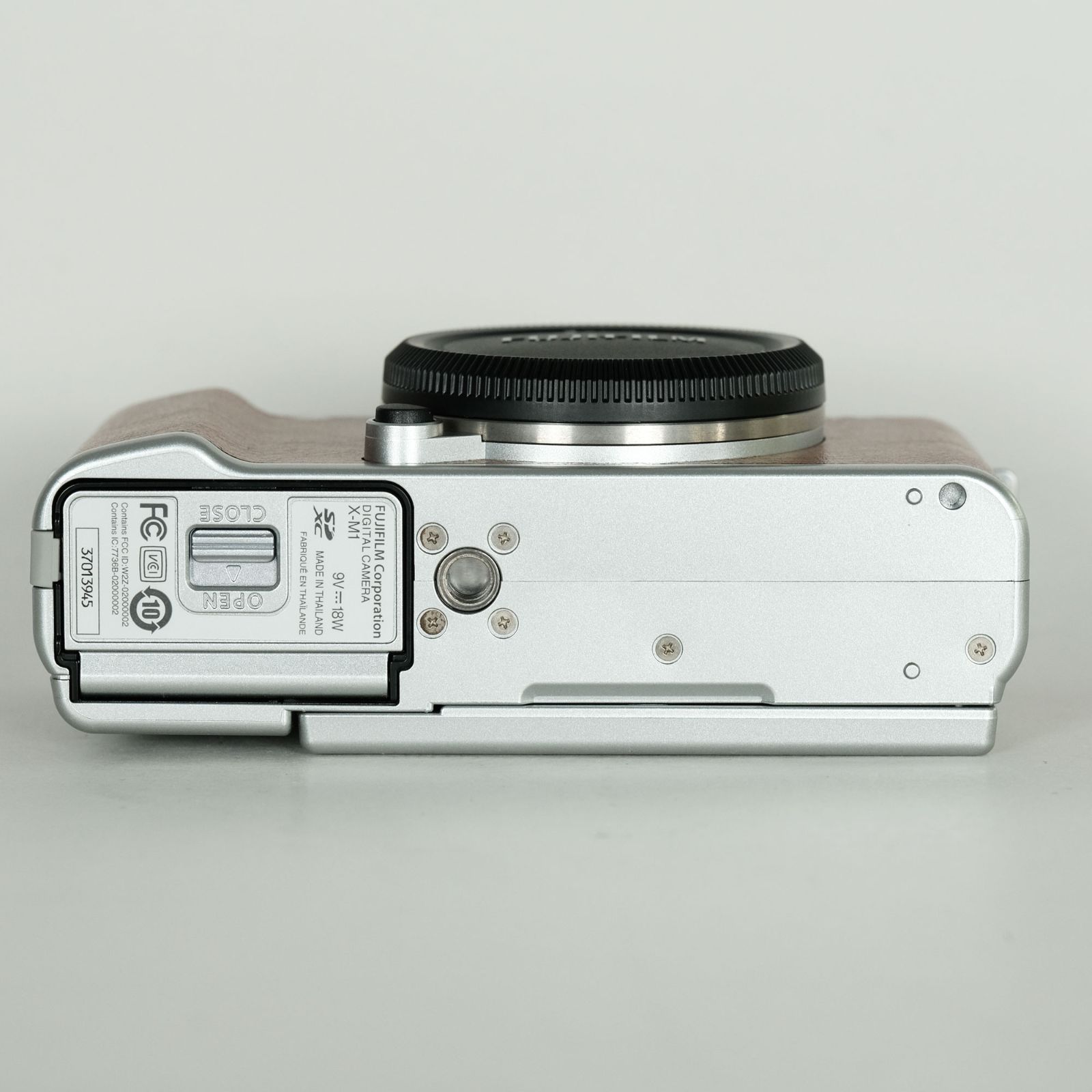 ♪ジャンク FUJIFILM デジタル一眼カメラ X-M1 ②