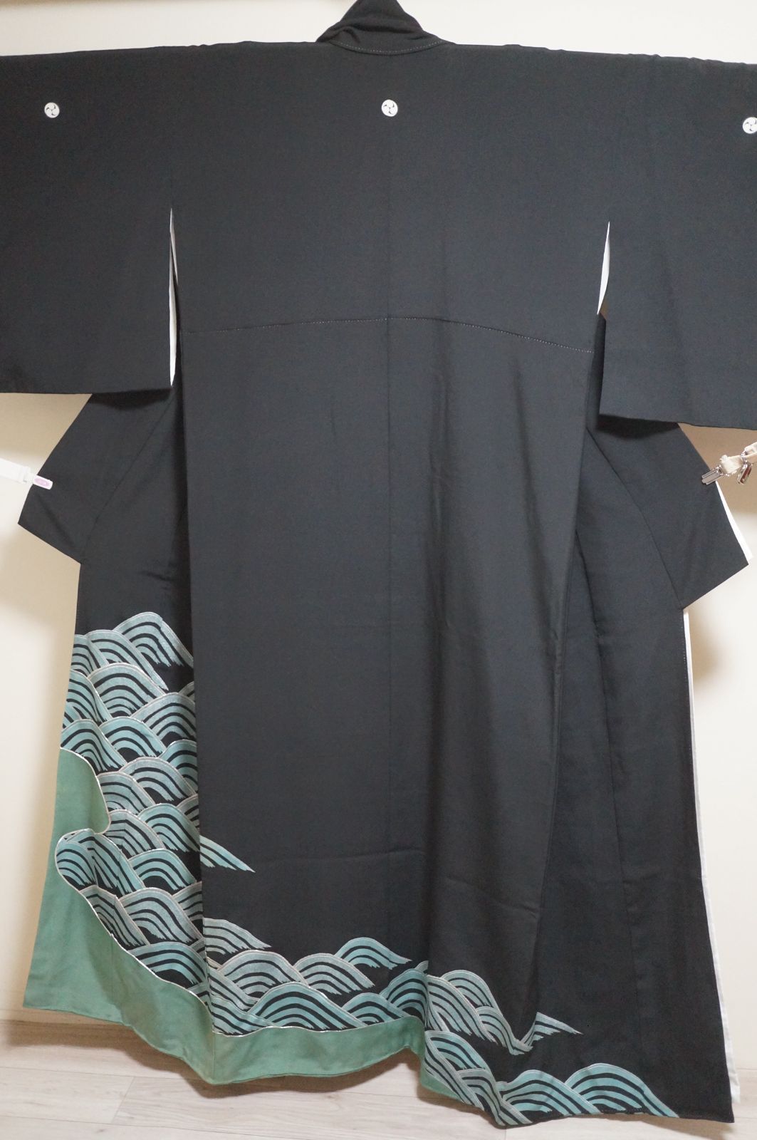 着物まとめ売り 正絹留袖5枚 リメイク素材 黒留袖】正絹・留袖5枚