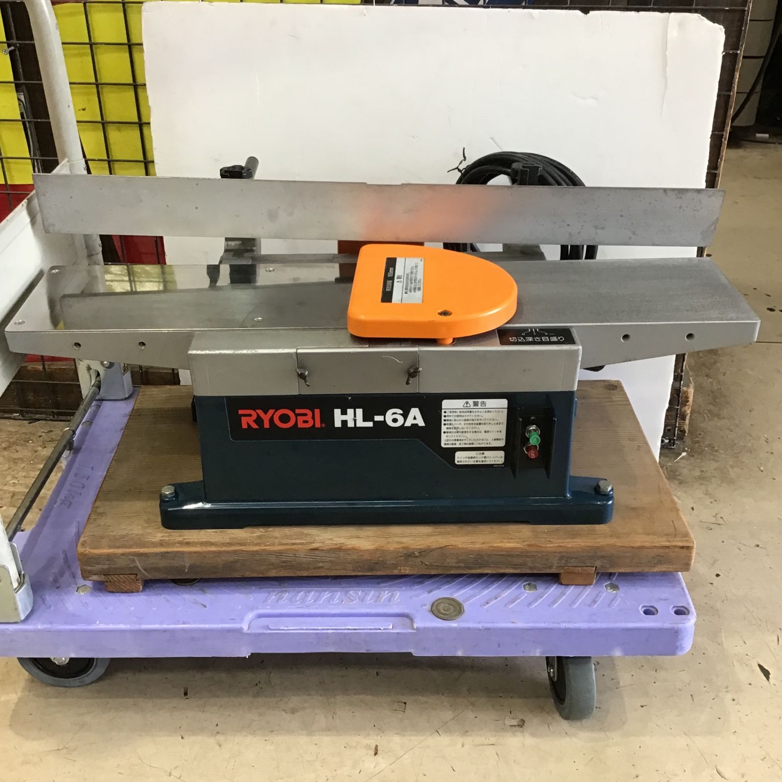 〇リョービ(RYOBI) 小型手押カンナ HL-6A【町田店】 - メルカリ