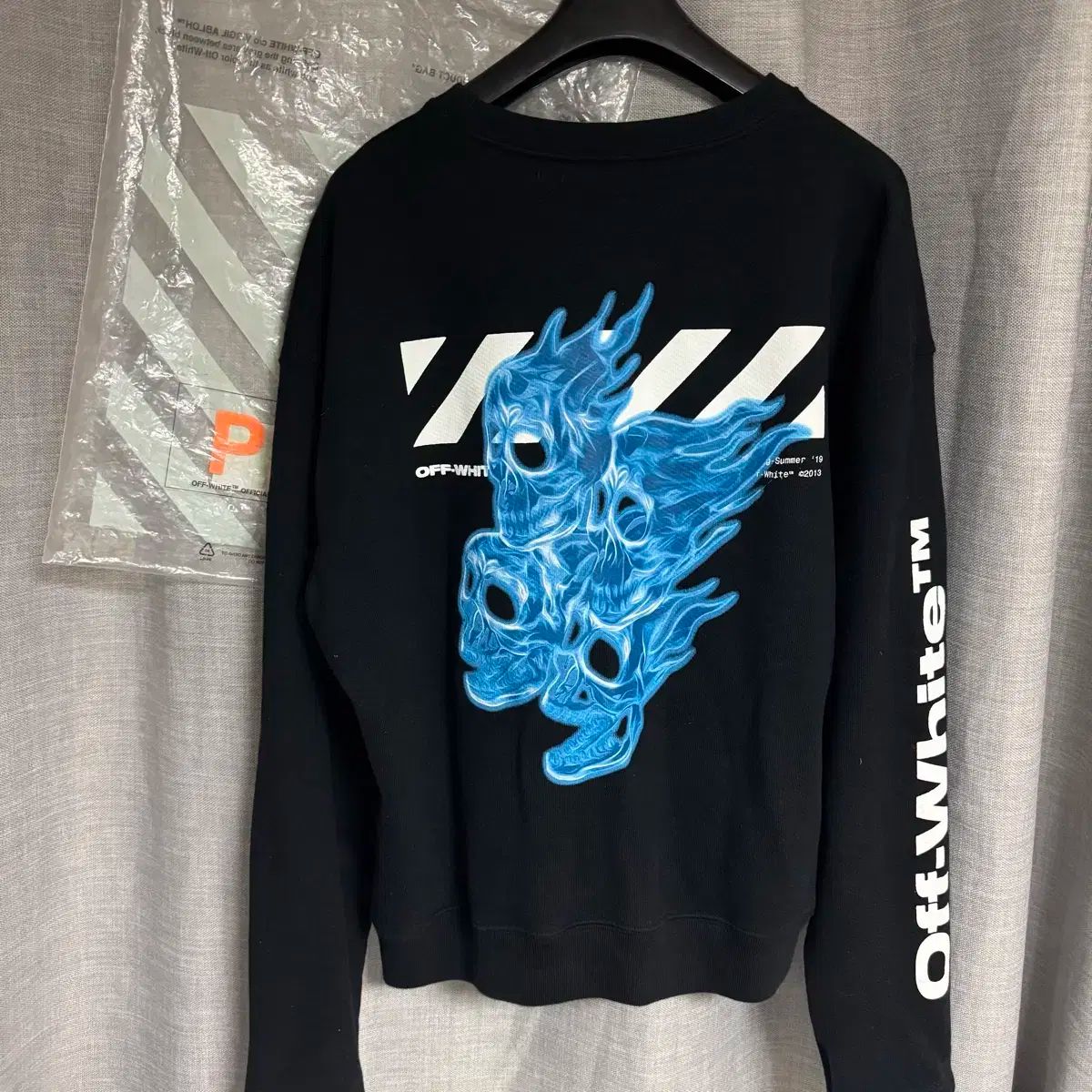 新品) Off-White(オフホワイト) スカル パーカー - メルカリ 