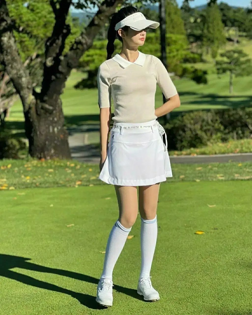 モクネック ニット