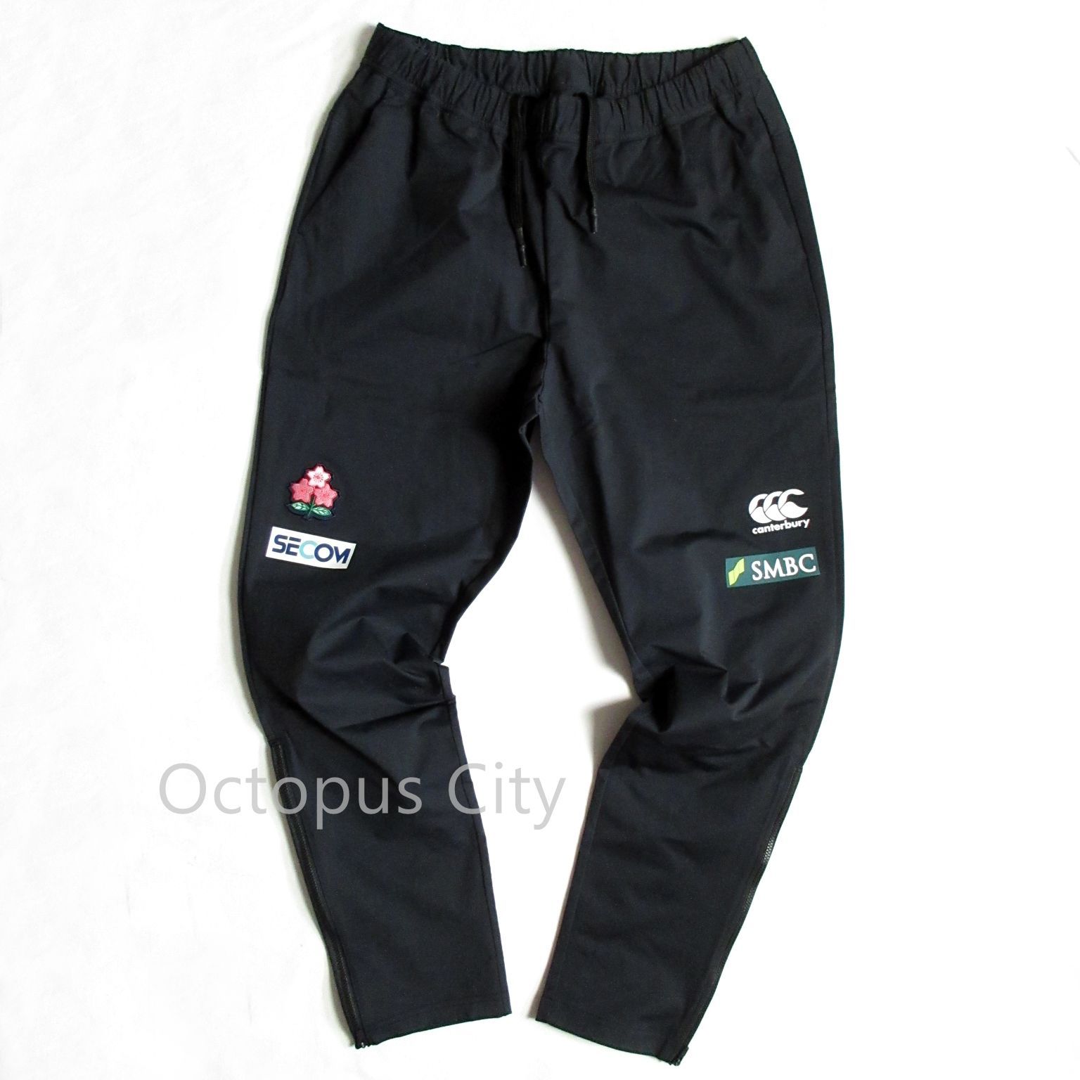 ライトオリーブ