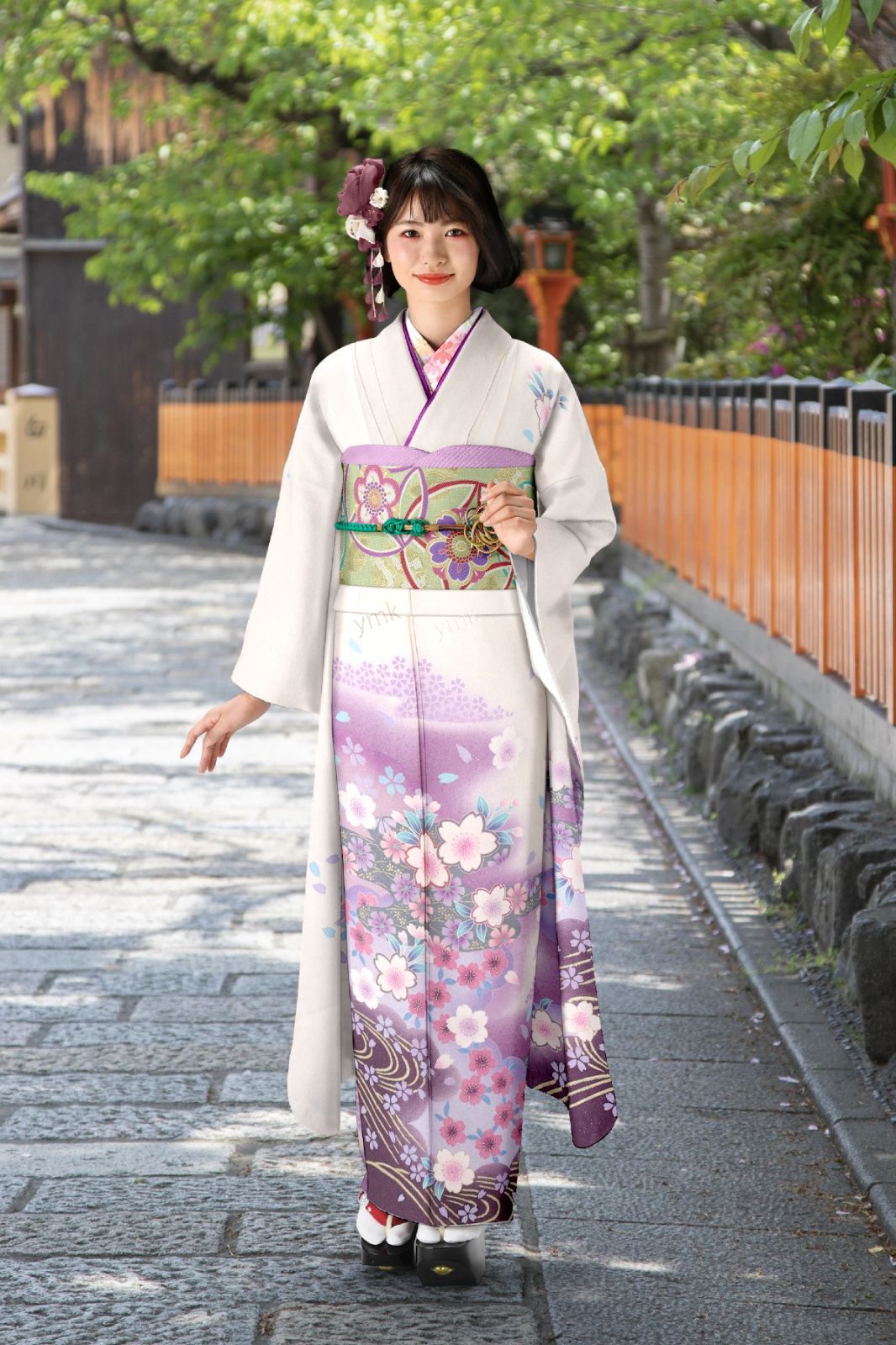 振袖【中古】 仕立上がりリサイクル品 白色 花柄 正絹 R96 - メルカリ