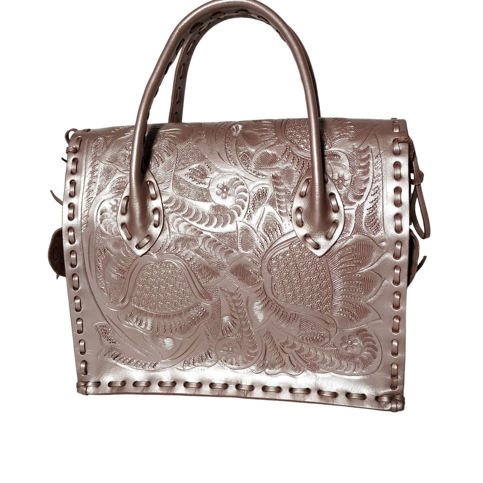 エレガントなピンクシャンパン✨】 カービングトライブス マエストラ  