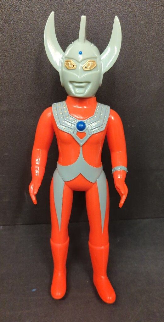 B-CLUB 復刻版怪獣シリーズ ウルトラマンタロウ(スペシャル版