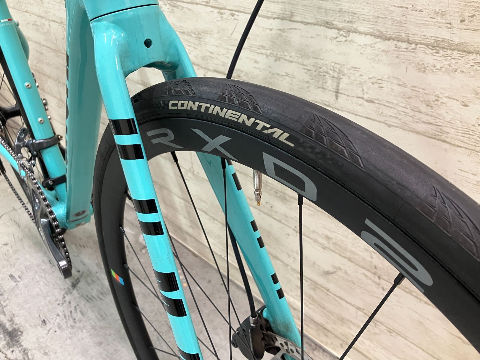 値下げ大特価!! BIANCHI ROMA3 CUSTOM 2021 DISC SHIMANO CLARIS size
