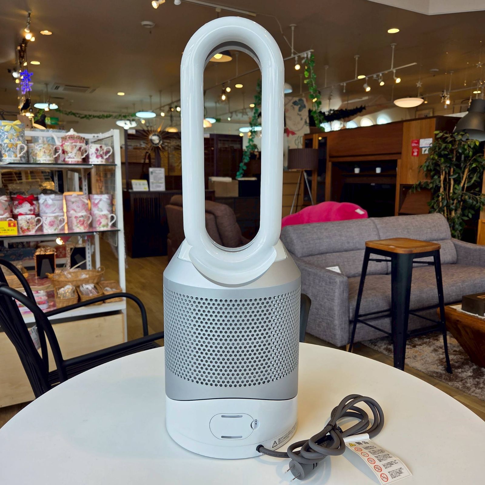 ダイソン★HP03★空気清浄機能付きセラミックファンヒーター★難あり ダイソン HP03空気清浄機能付きセラミックファンヒーター ダイソン