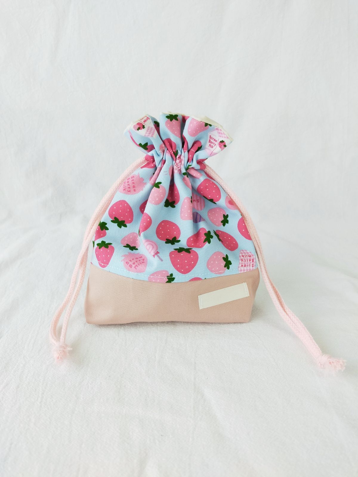 カラフル☆ハシビロコウ ランチョンマット お弁当袋 コップ袋 ハンドメイド カラフル☆ハシビロコウ ランチョンマット お弁当袋 コップ袋 ハンドメイド