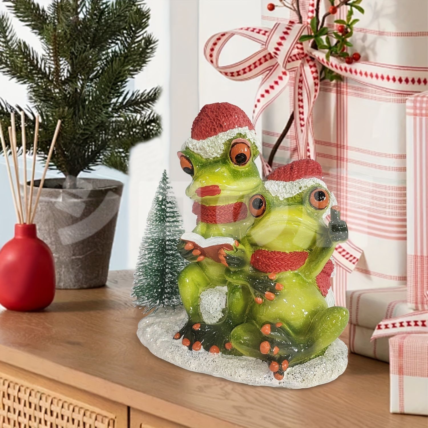 試着のみ クリスマスオブジェ 置物 本を読んでいる2匹のカエル かえる クリスマス 冬 インテリア インテリア雑貨 室内 寝室 玄関 樹脂 庭 ガーデニング プレゼント ギフト 贈り物 棚装飾 癒しグッズ 賞賛される