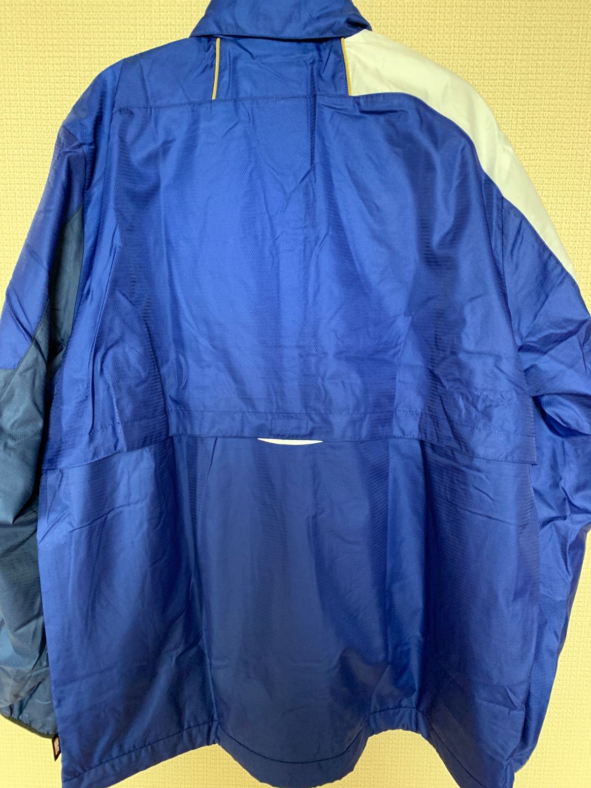 ウォーマーシャツ